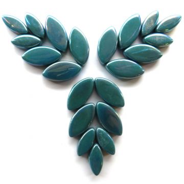 Petals Iridised Deep Teal 016P: 50g