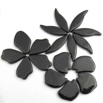 Fallen Petals: Opal Black 049: 50g