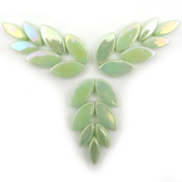 Petals: Iridised Soft Green 001P