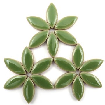 25mm Petal: H142 Jade 
