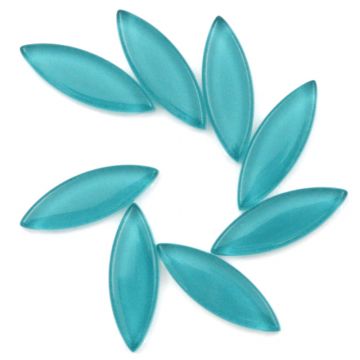 Medium Petal/Leaf: Bright Aqua WHB179