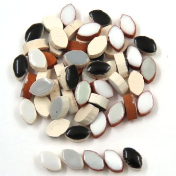 8mm Mini Petal:Noir/Blanc Mix