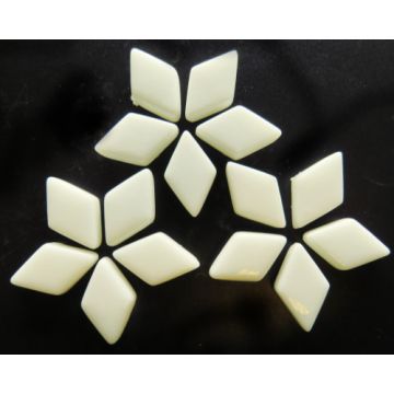 Diamond: Alabaster 090