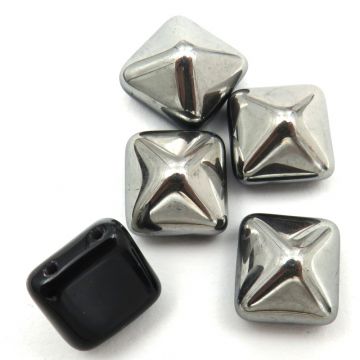 Crystal Pyramid: Black Silver (set of 5)