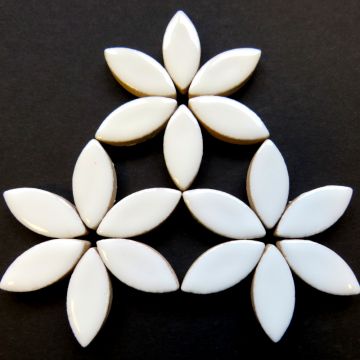 25mm Petal: H3 White 