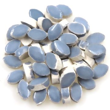 8mm Mini Petal: Pastel Blue, WB04 (+/-50 pieces)